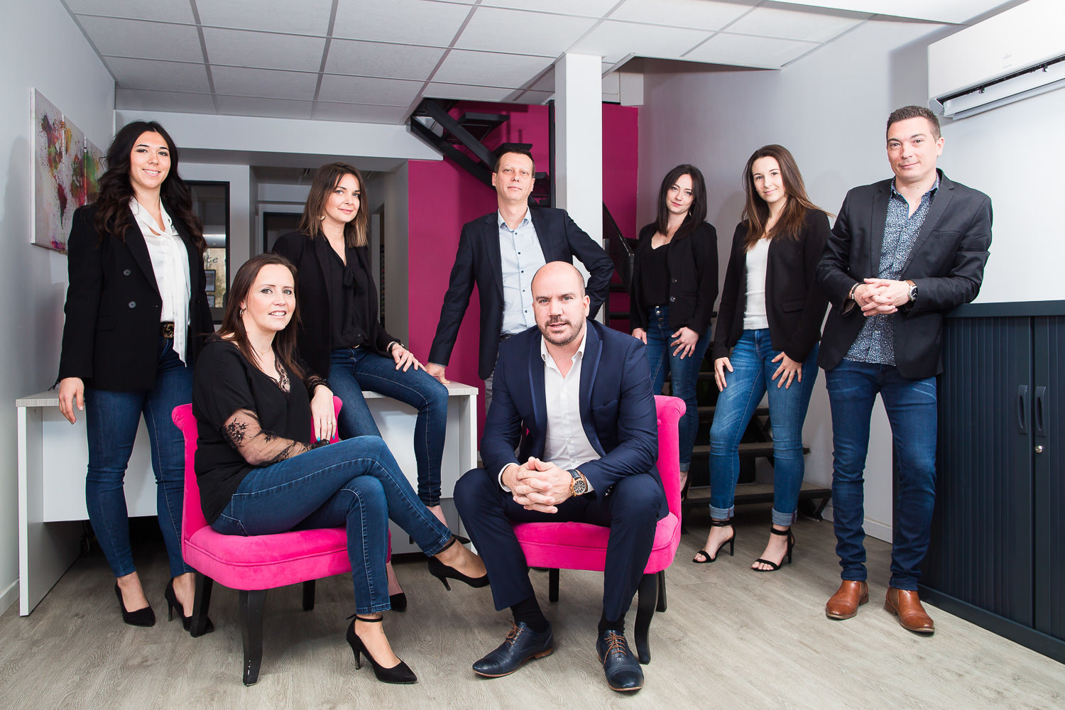 Photo de groupe pour une agence immobilière