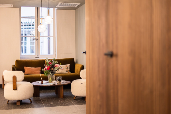 Séance photo dans les locaux de Thivel notaire à Lyon