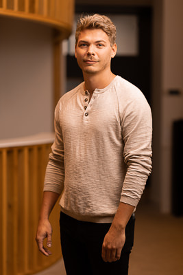 Séance photo pour des portraits professionnels en entreprise à Lyon