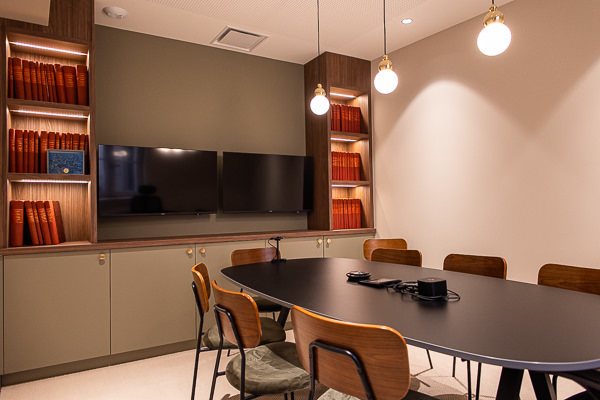 Shooting photo dans les locaux de Thivel notaire à Lyon